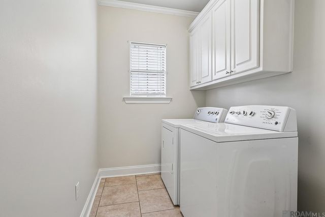5738 Parkknoll Place Dr, Baton Rouge, LA 70816
