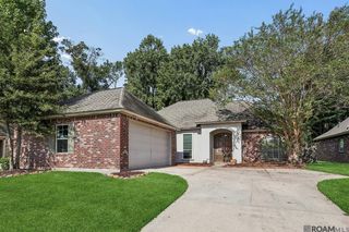 5738 Parkknoll Place Dr, Baton Rouge, LA 70816