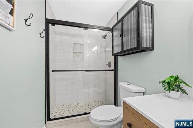 915 Madison Street 5E, Hoboken, NJ 07030