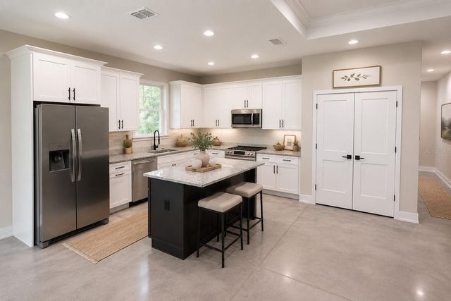 990 THOMAS ROAD, Eagle Lake, FL 33839