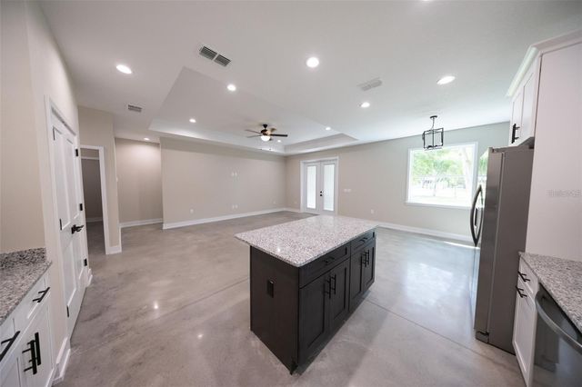 990 THOMAS ROAD, Eagle Lake, FL 33839