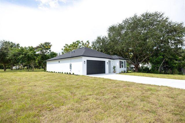 990 THOMAS ROAD, Eagle Lake, FL 33839
