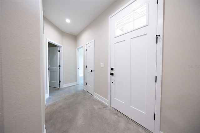 990 THOMAS ROAD, Eagle Lake, FL 33839