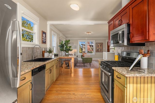 5111 S Hudson Street, Seattle, WA 98118