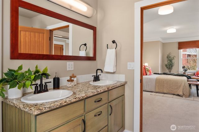 5111 S Hudson Street, Seattle, WA 98118