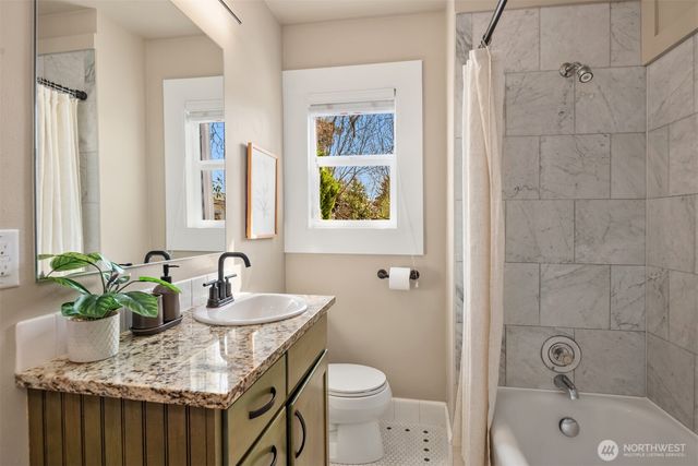 5111 S Hudson Street, Seattle, WA 98118