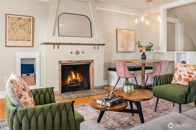 5111 S Hudson Street, Seattle, WA 98118