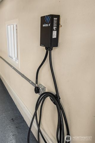 5111 S Hudson Street, Seattle, WA 98118