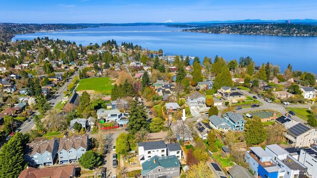 5111 S Hudson Street, Seattle, WA 98118