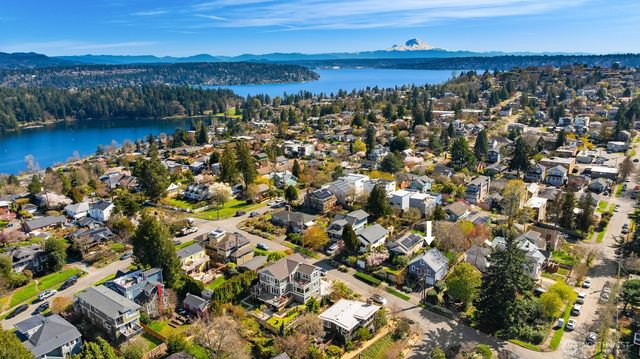 5111 S Hudson Street, Seattle, WA 98118