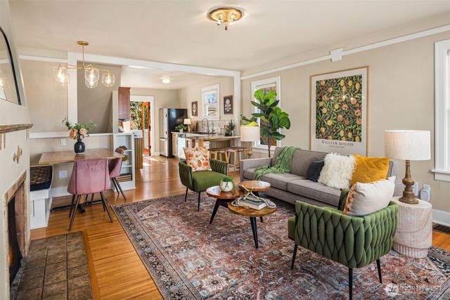 5111 S Hudson Street, Seattle, WA 98118