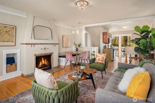 5111 S Hudson Street, Seattle, WA 98118