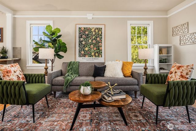 5111 S Hudson Street, Seattle, WA 98118