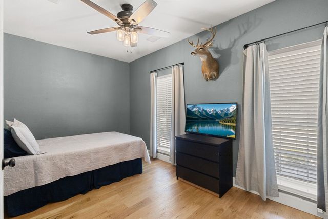 10401 Holly Creek Road, Terrell, TX 75160