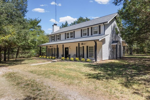 10401 Holly Creek Road, Terrell, TX 75160