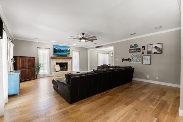 10401 Holly Creek Road, Terrell, TX 75160