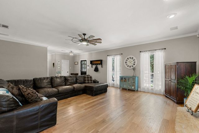 10401 Holly Creek Road, Terrell, TX 75160