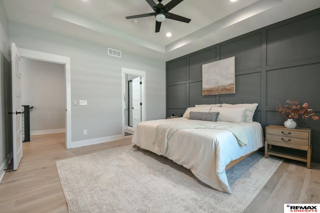 8915 S 75th Street, Lincoln, NE 68516