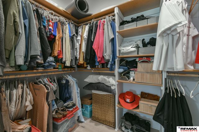 8915 S 75th Street, Lincoln, NE 68516