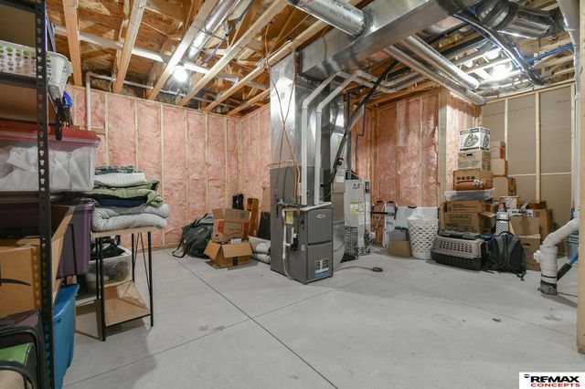 8915 S 75th Street, Lincoln, NE 68516