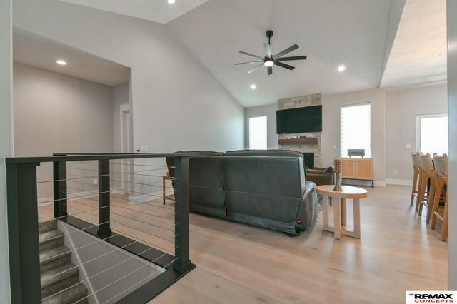 8915 S 75th Street, Lincoln, NE 68516