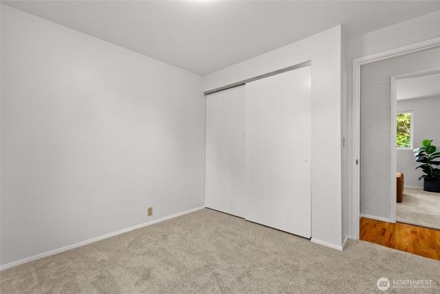 2507 Vashon Court NE, Renton, WA 98059