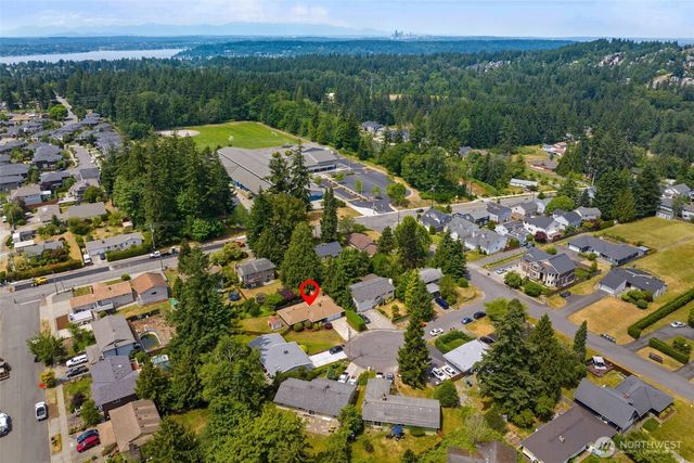 2507 Vashon Court NE, Renton, WA 98059