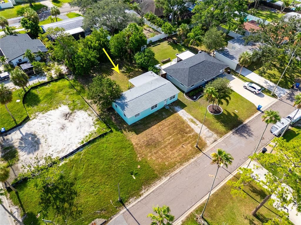 4235 DES MOINES STREET NE, St Petersburg, FL 33703
