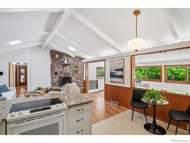 5 University Drive, Longmont, CO 80503
