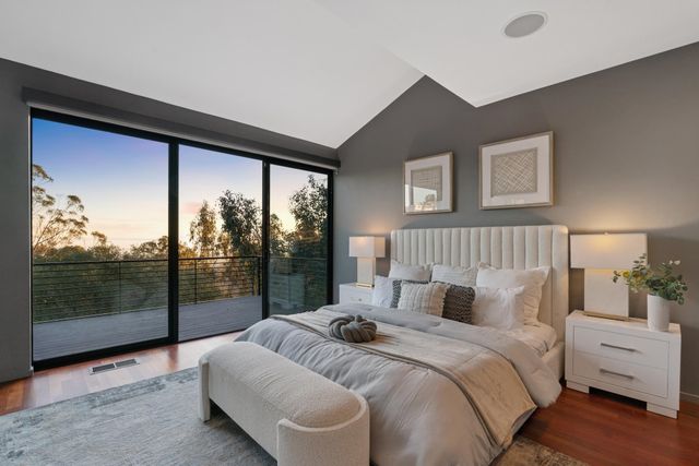 6353 Skyline Blvd, Oakland, CA 94611