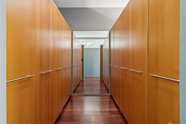 6353 Skyline Blvd, Oakland, CA 94611