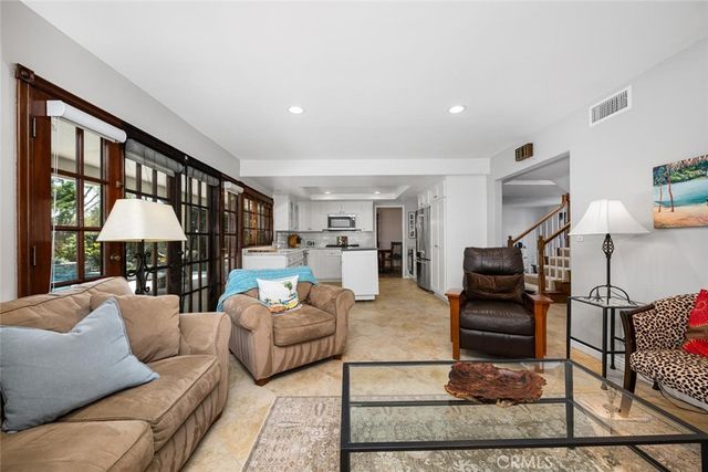 3902 Toland, Los Alamitos, CA 90720
