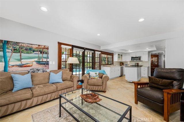 3902 Toland, Los Alamitos, CA 90720