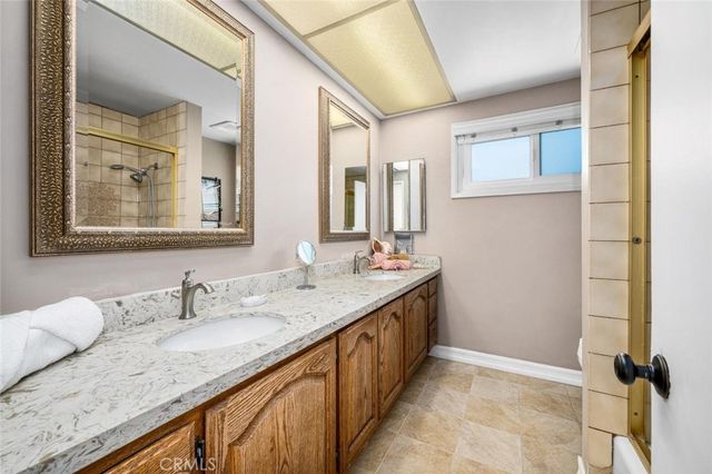 3902 Toland, Los Alamitos, CA 90720