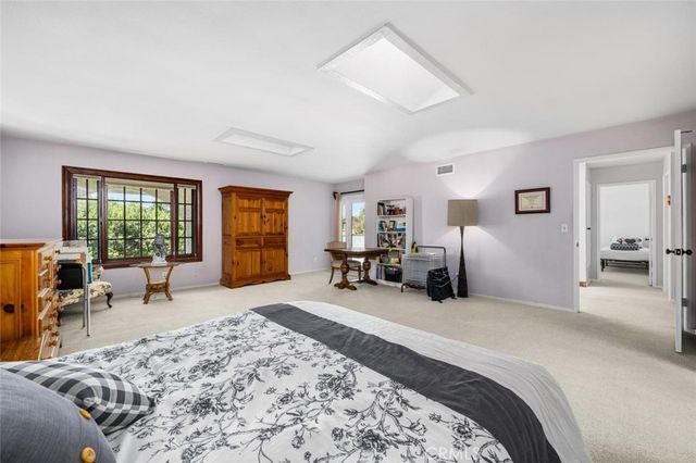 3902 Toland, Los Alamitos, CA 90720