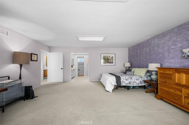 3902 Toland, Los Alamitos, CA 90720