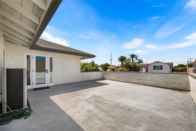 3902 Toland, Los Alamitos, CA 90720