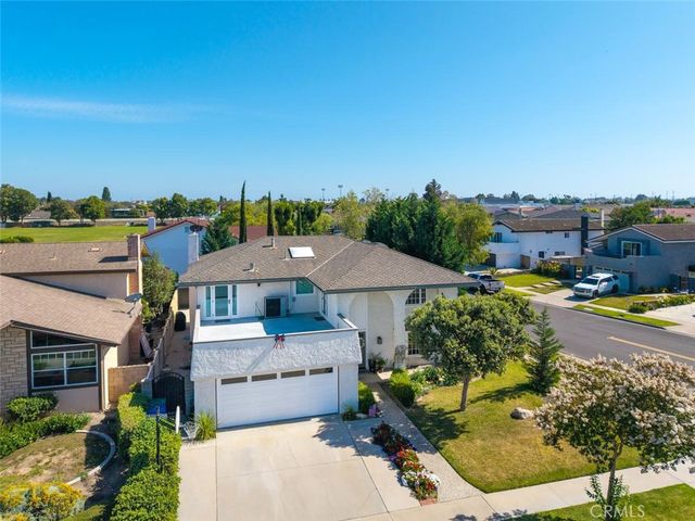 3902 Toland, Los Alamitos, CA 90720