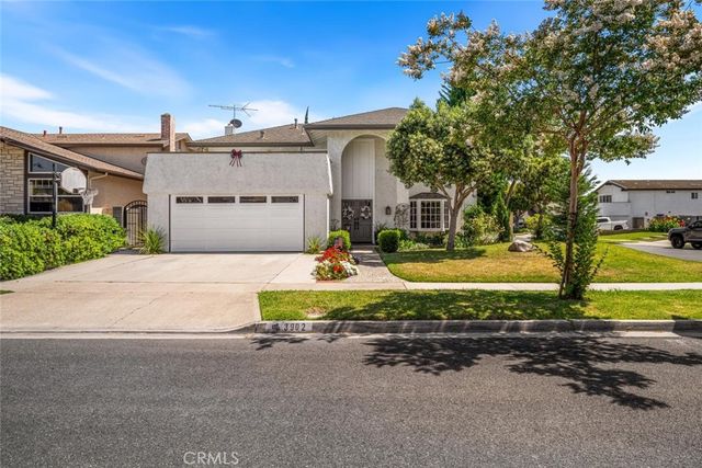 3902 Toland, Los Alamitos, CA 90720