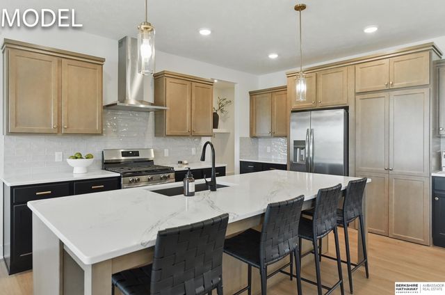 20720 Kansas Avenue, Elkhorn, NE 68022