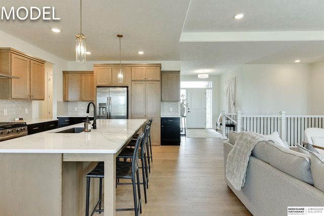 20720 Kansas Avenue, Elkhorn, NE 68022