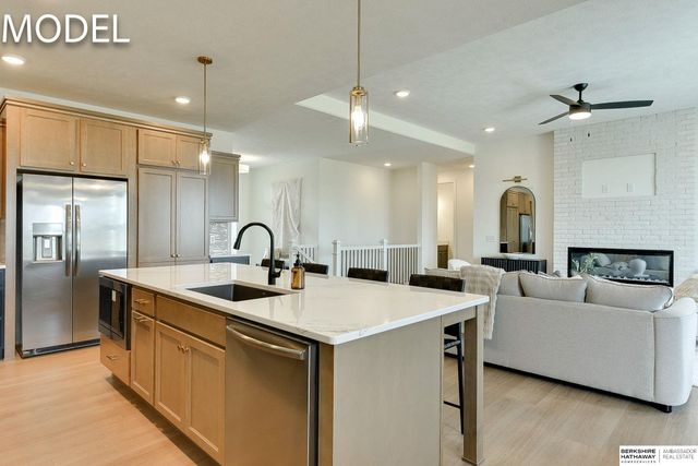 20720 Kansas Avenue, Elkhorn, NE 68022