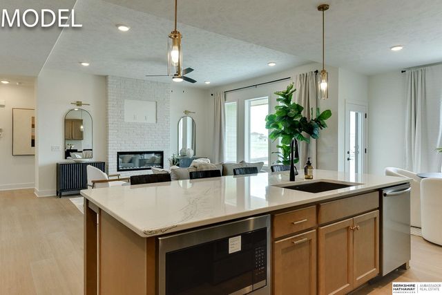 20720 Kansas Avenue, Elkhorn, NE 68022