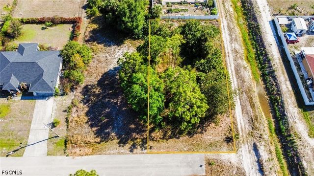 3421 39th ST SW, Lehigh Acres, FL 33976