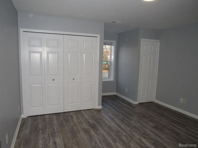 1125 EUREKA Road 203, Wyandotte, MI 48192