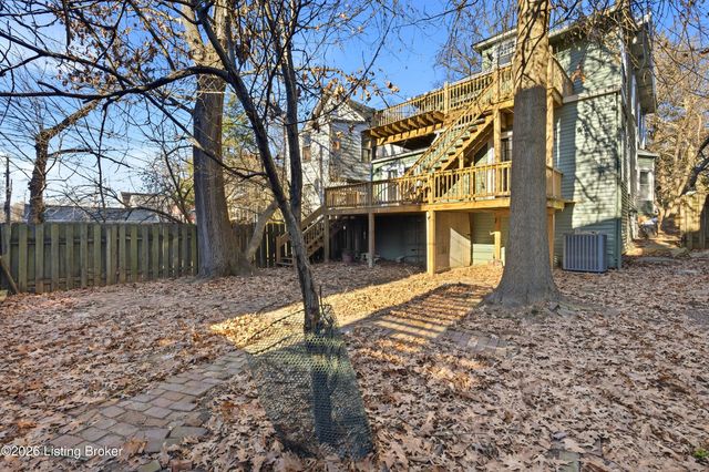 1822 Tyler Pkwy, Louisville, KY 40204