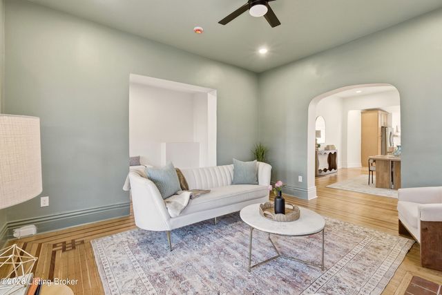 1822 Tyler Pkwy, Louisville, KY 40204