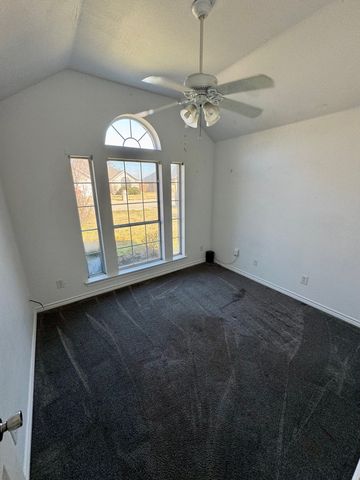 2026 Brooke Drive, Sanger, TX 76266