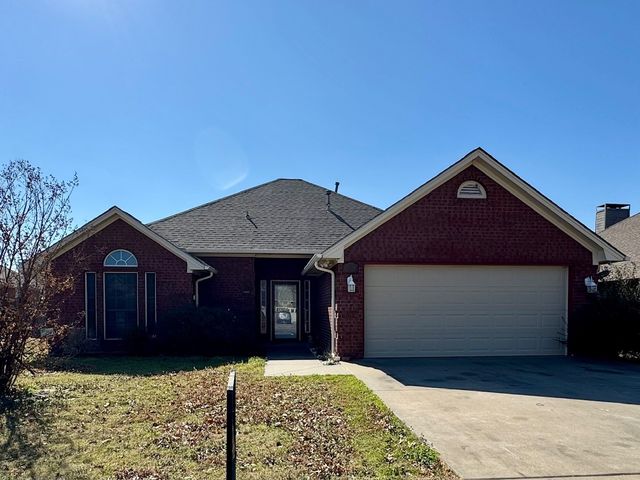 2026 Brooke Drive, Sanger, TX 76266