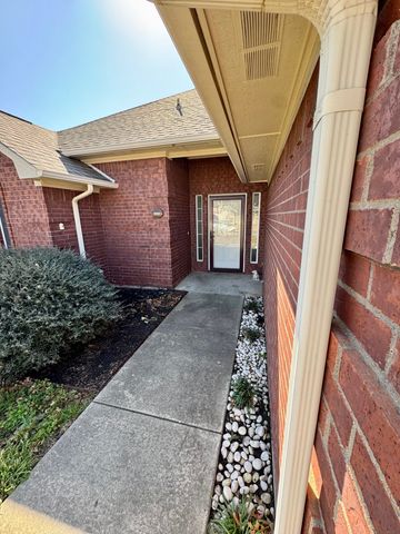 2026 Brooke Drive, Sanger, TX 76266